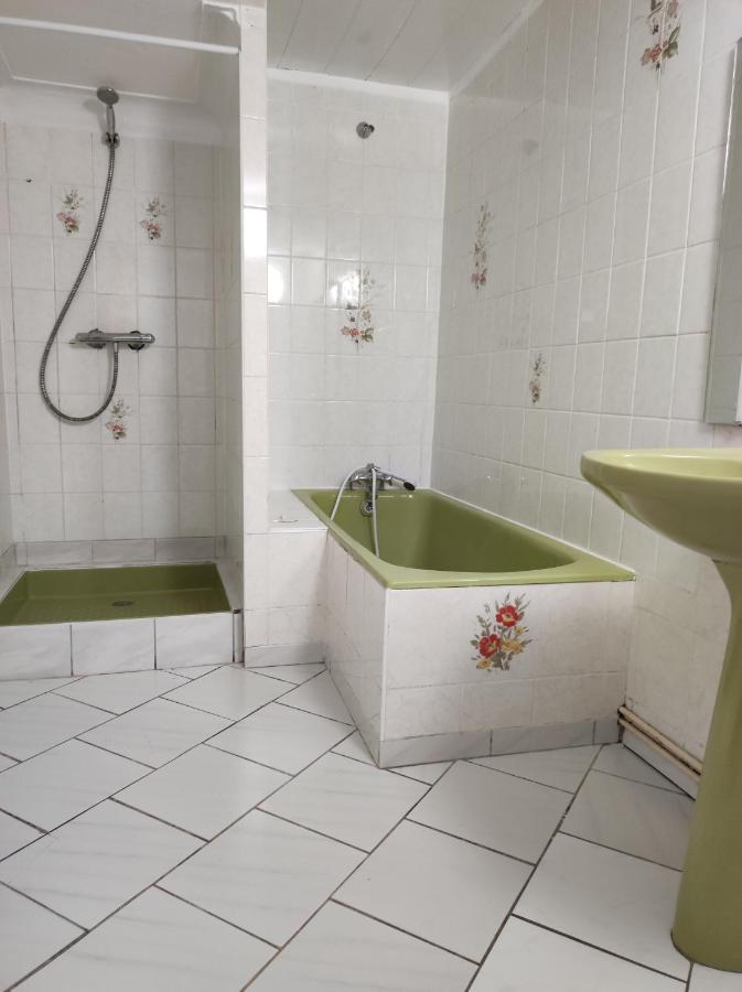 Gite "Fils Et Cotons" Piscine Interieure Chauffee A L'Annee Et Sauna Prive Celles-sur-Plaine Eksteriør bilde
